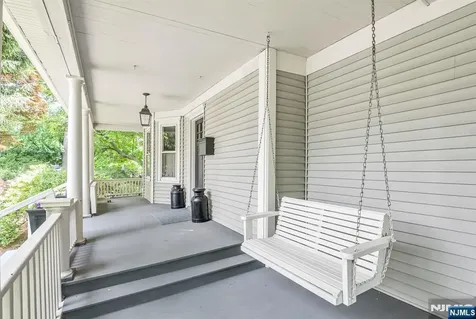 35 Jane Street Closter NJ 07624