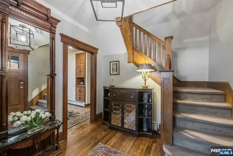 35 Jane Street Closter NJ 07624