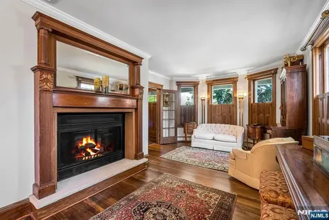 35 Jane Street Closter NJ 07624