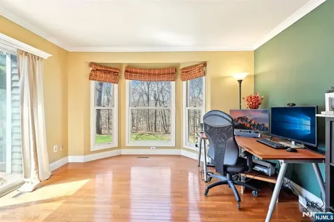 169 Grandview Lane Mahwah NJ 07430
