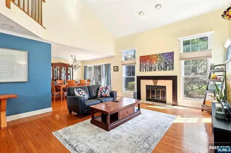 169 Grandview Lane Mahwah NJ 07430