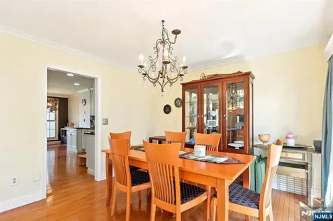 169 Grandview Lane Mahwah NJ 07430