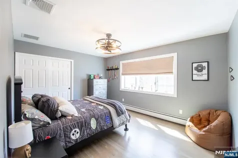 35 Arcadia Court Harrington Park NJ 07640