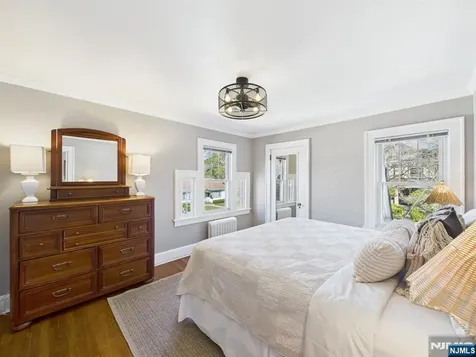 207 Doremus Avenue Ridgewood NJ 07450