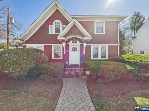 207 Doremus Avenue Ridgewood NJ 07450