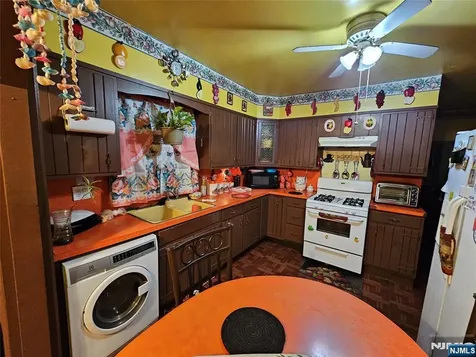 58-60-60 Murray Avenue Paterson NJ 07501