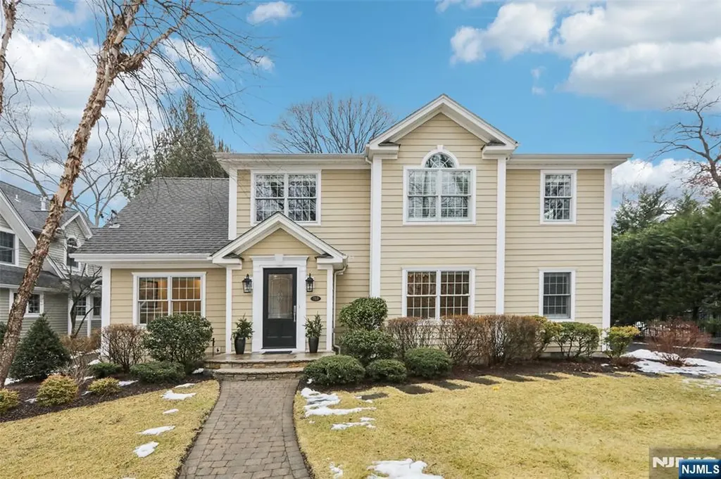 715 Hillcrest Ridgewood NJ 07450