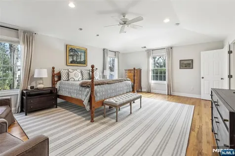 715 Hillcrest Ridgewood NJ 07450