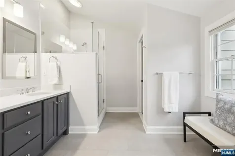 715 Hillcrest Ridgewood NJ 07450