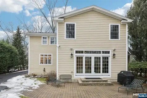 715 Hillcrest Ridgewood NJ 07450