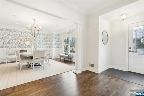715 Hillcrest Ridgewood NJ 07450