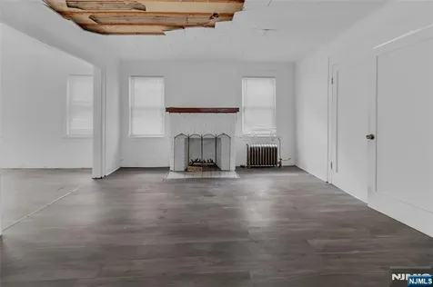 184 Sunset Avenue Newark NJ 07106