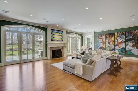 43 Chestnut Ridge Road Saddle River NJ 07458