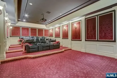 43 Chestnut Ridge Road Saddle River NJ 07458