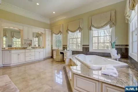 43 Chestnut Ridge Road Saddle River NJ 07458
