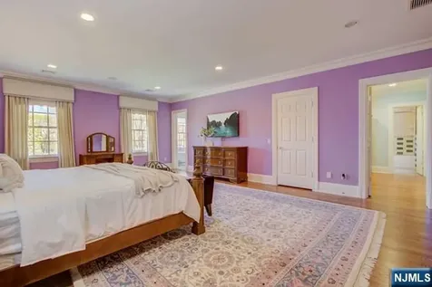 43 Chestnut Ridge Road Saddle River NJ 07458
