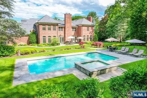 43 Chestnut Ridge Road Saddle River NJ 07458