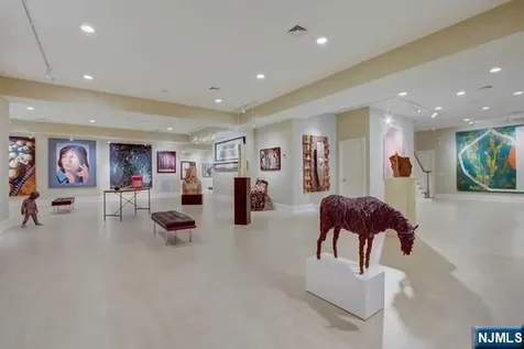 43 Chestnut Ridge Road Saddle River NJ 07458