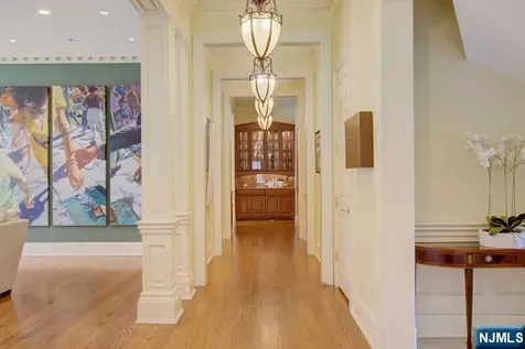43 Chestnut Ridge Road Saddle River NJ 07458