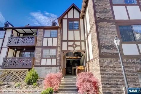 3513 Whittier Court Mahwah NJ 07430