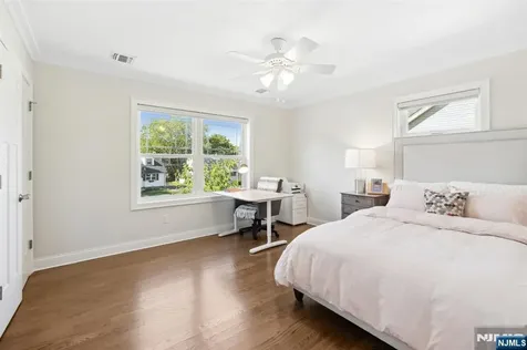 618 Delaware Avenue Ridgewood NJ 07450