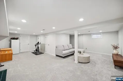 618 Delaware Avenue Ridgewood NJ 07450
