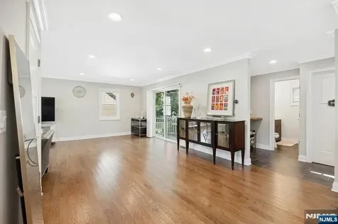 618 Delaware Avenue Ridgewood NJ 07450
