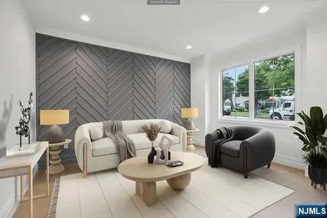 158 Lawrence Drive Paramus NJ 07652
