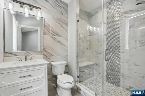 158 Lawrence Drive Paramus NJ 07652