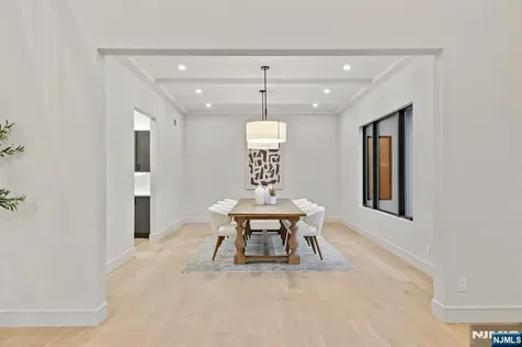 67 Hickory Lane Closter NJ 07624