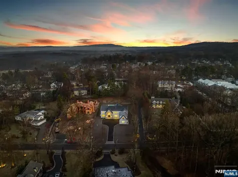 67 Hickory Lane Closter NJ 07624