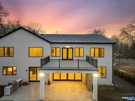 67 Hickory Lane Closter NJ 07624