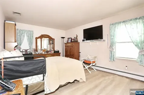 145 Central Avenue Ramsey NJ 07446