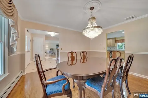 976 Cordes Court Oradell NJ 07649