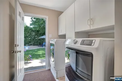 976 Cordes Court Oradell NJ 07649
