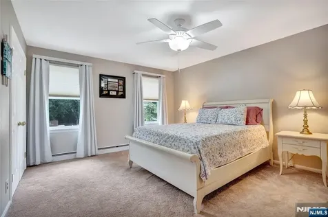 976 Cordes Court Oradell NJ 07649