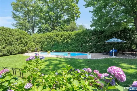 976 Cordes Court Oradell NJ 07649