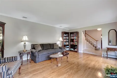 976 Cordes Court Oradell NJ 07649