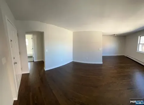 161 18th Union City NJ 07087