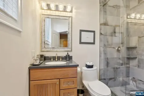 6 Primrose Court Upper Saddle River NJ 07458