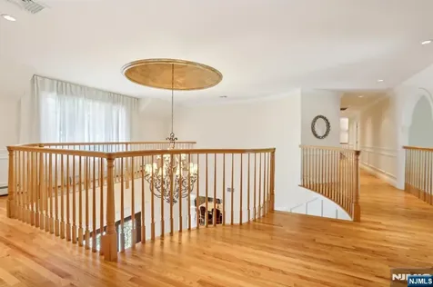6 Primrose Court Upper Saddle River NJ 07458