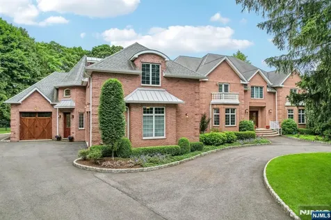 6 Primrose Court Upper Saddle River NJ 07458