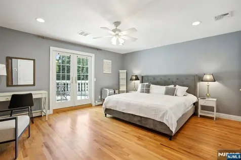 6 Primrose Court Upper Saddle River NJ 07458