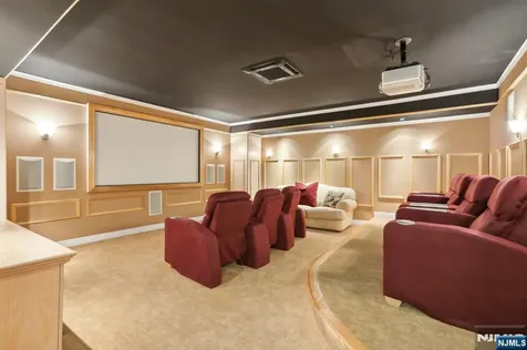 6 Primrose Court Upper Saddle River NJ 07458