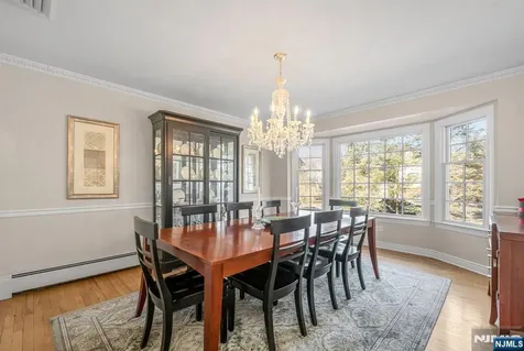 1 Stratford Court Demarest NJ 07627