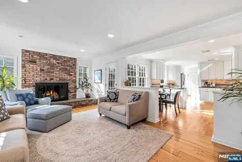 1 Stratford Court Demarest NJ 07627
