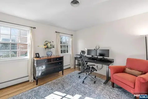 1 Stratford Court Demarest NJ 07627