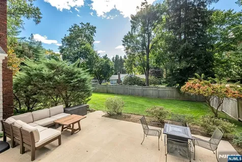 1 Stratford Court Demarest NJ 07627