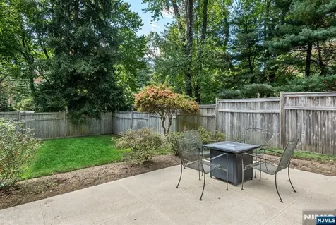 1 Stratford Court Demarest NJ 07627