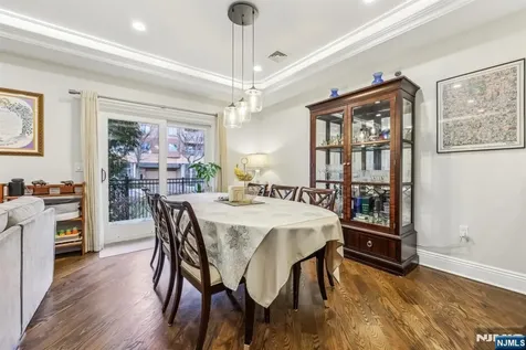 21 Marquis Court Edgewater NJ 07020
